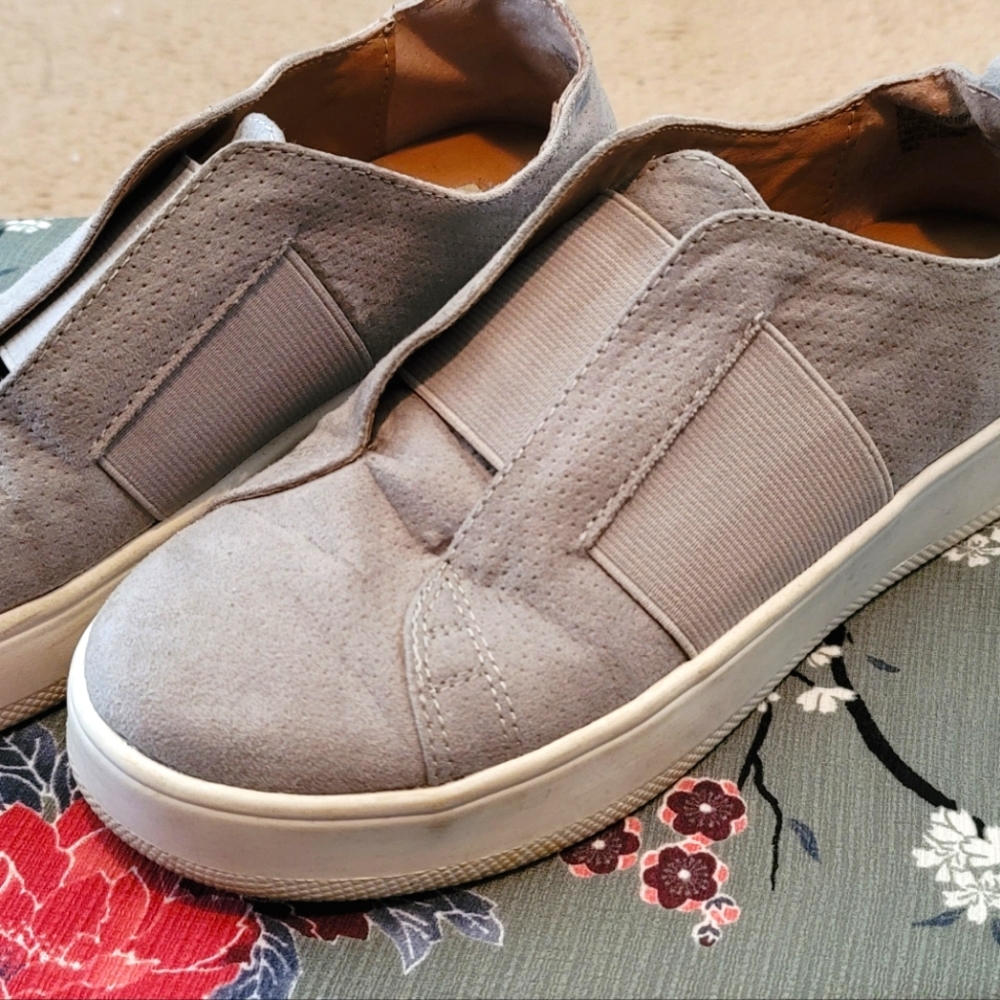 Steve Madden "Brad" Grey Sneakers, Sz 6.5